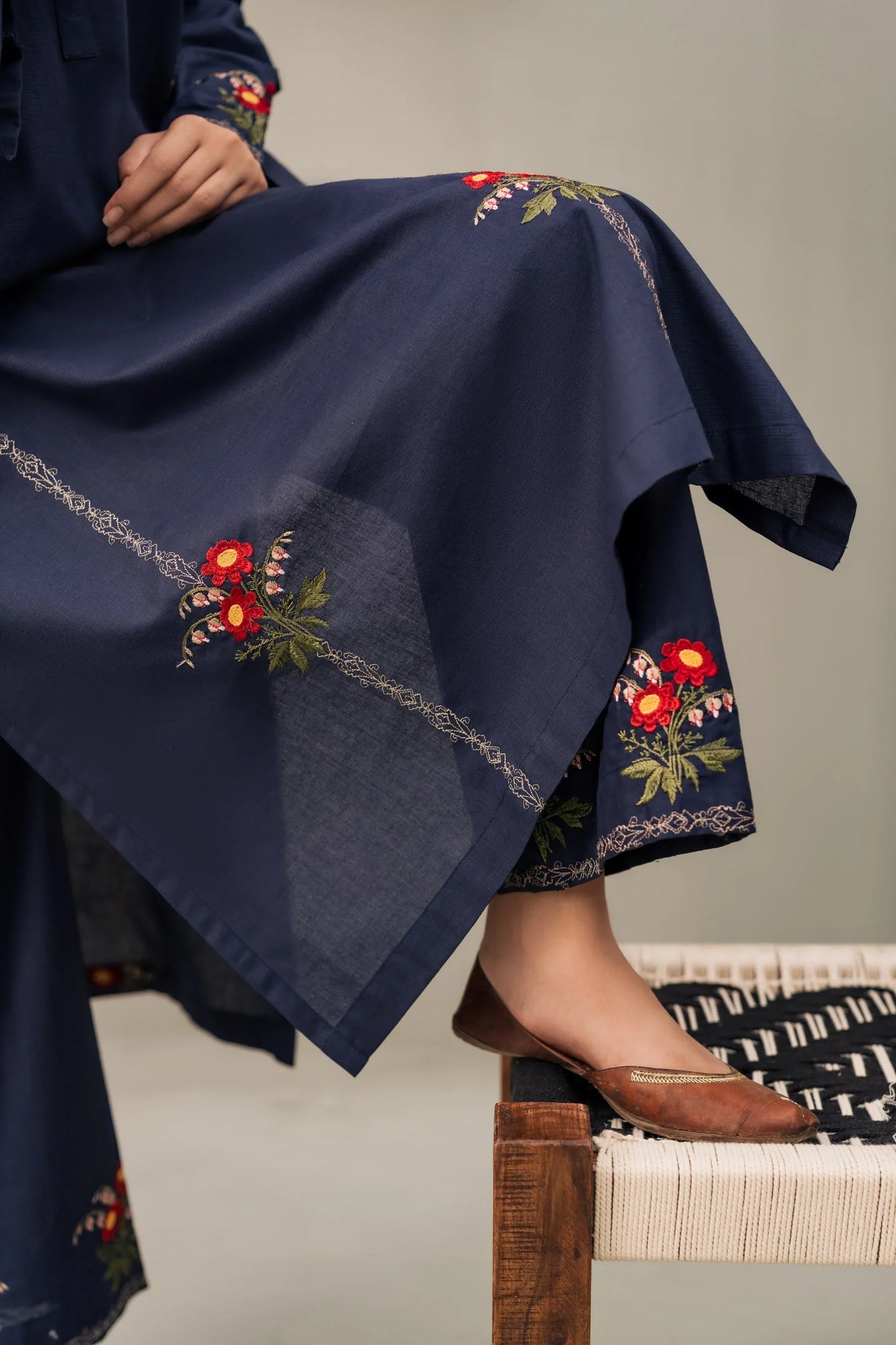 Midnight Olive Embroidered Kurta Set with Contrast Shawl