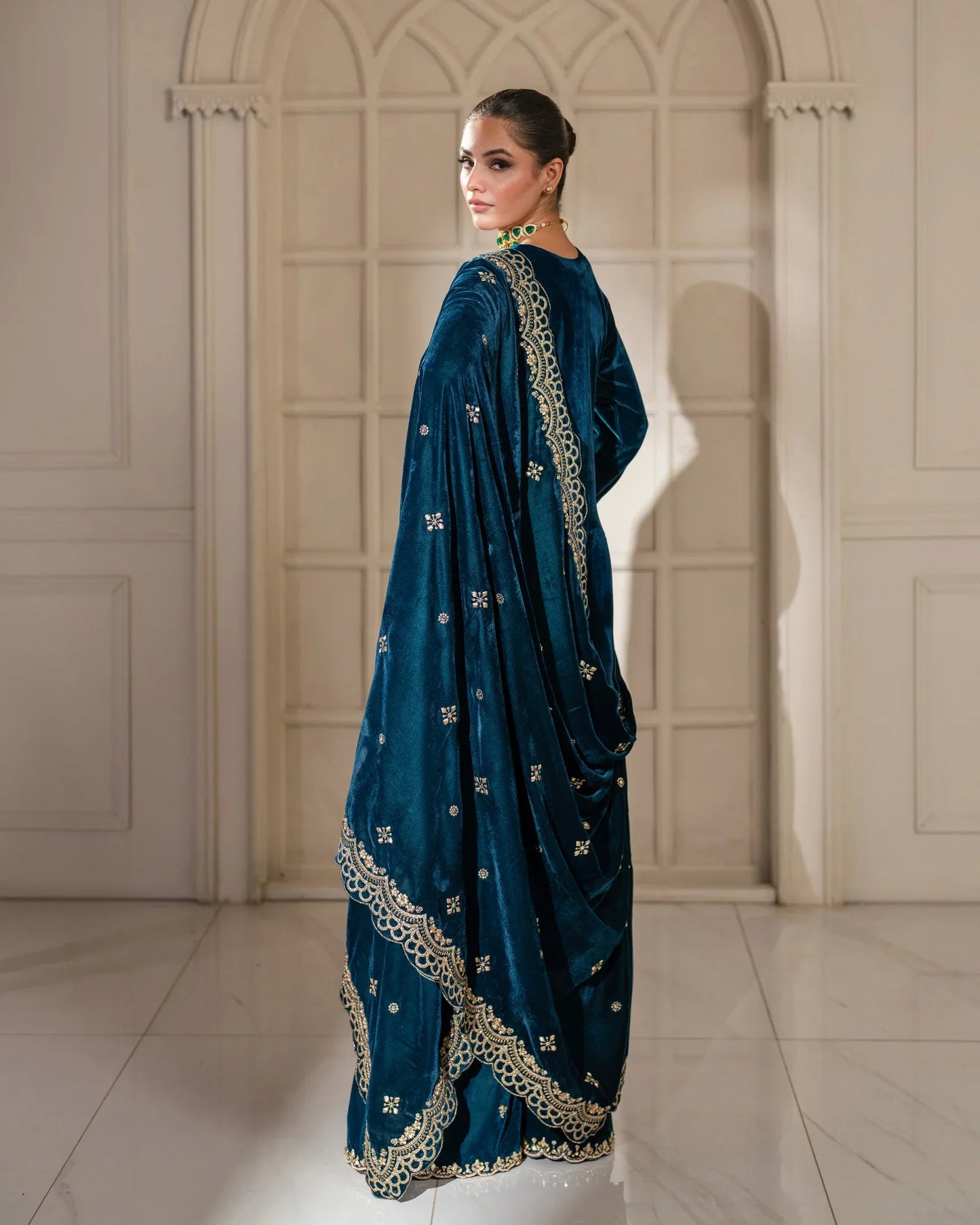 Emerald Royale Velvet Embroidered Suit Set with Shawl