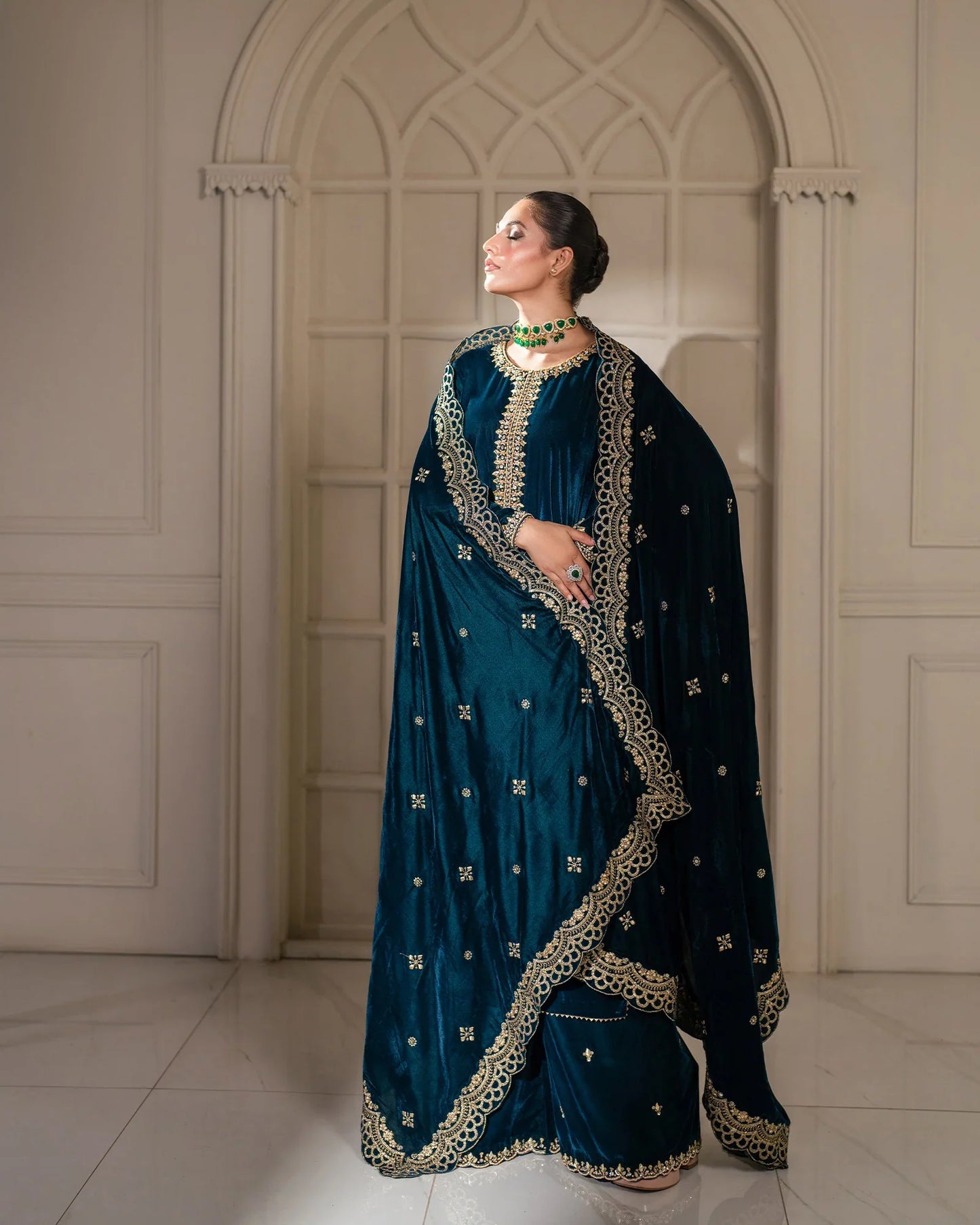 Emerald Royale Velvet Embroidered Suit Set with Shawl