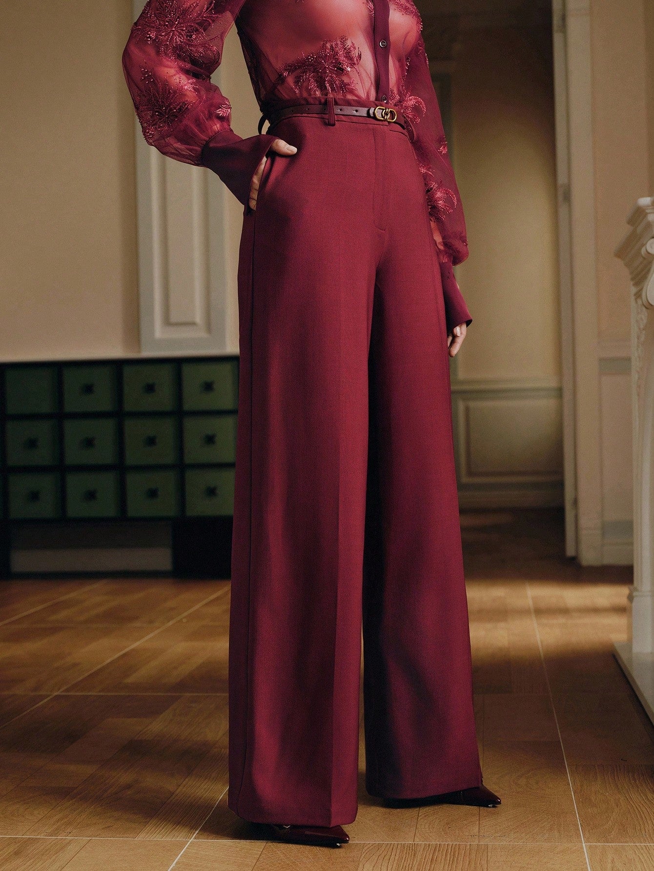 High-Waist Burgundy Wide-Leg Trousers with Sleek Belt