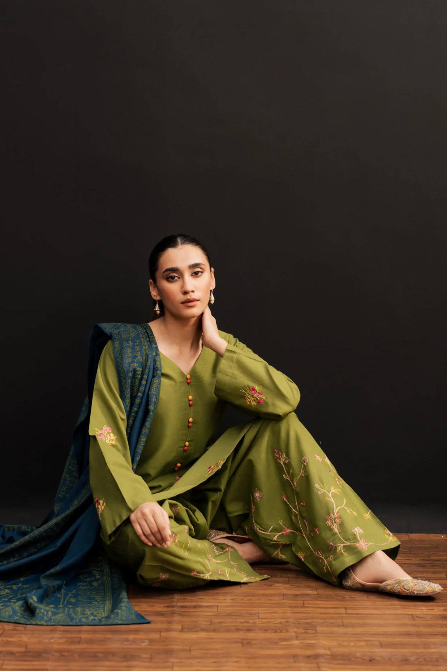 Olive Teal Embroidered Kurta Set with Shawl