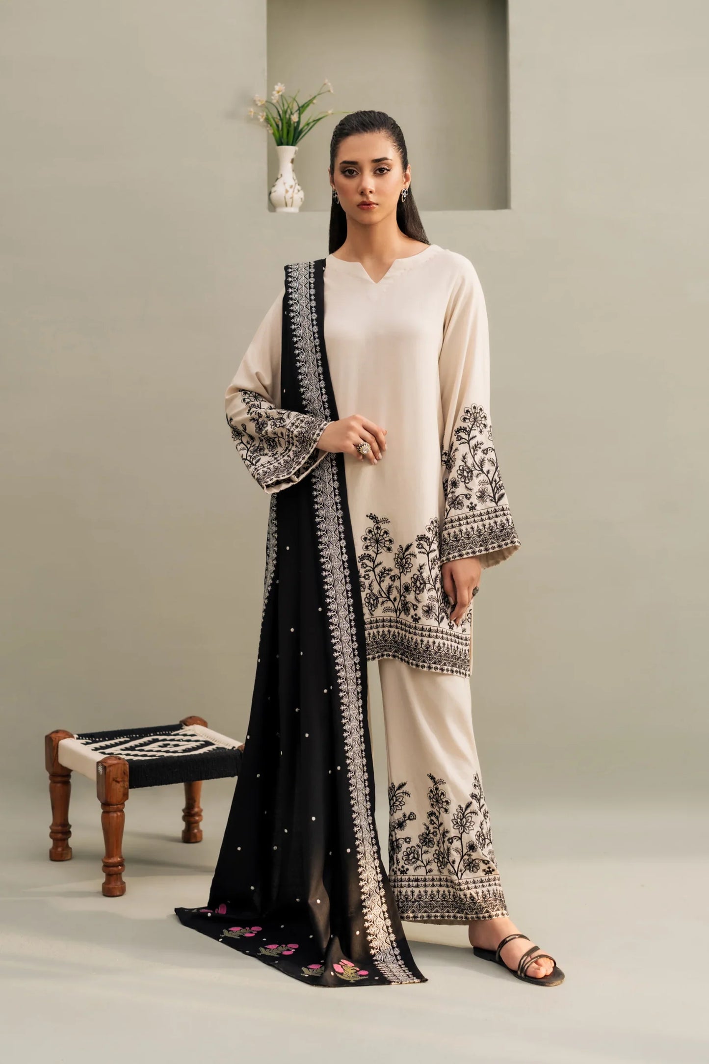 Ivory Noir Embroidered Kurta Set with Contrasting Black Shawl