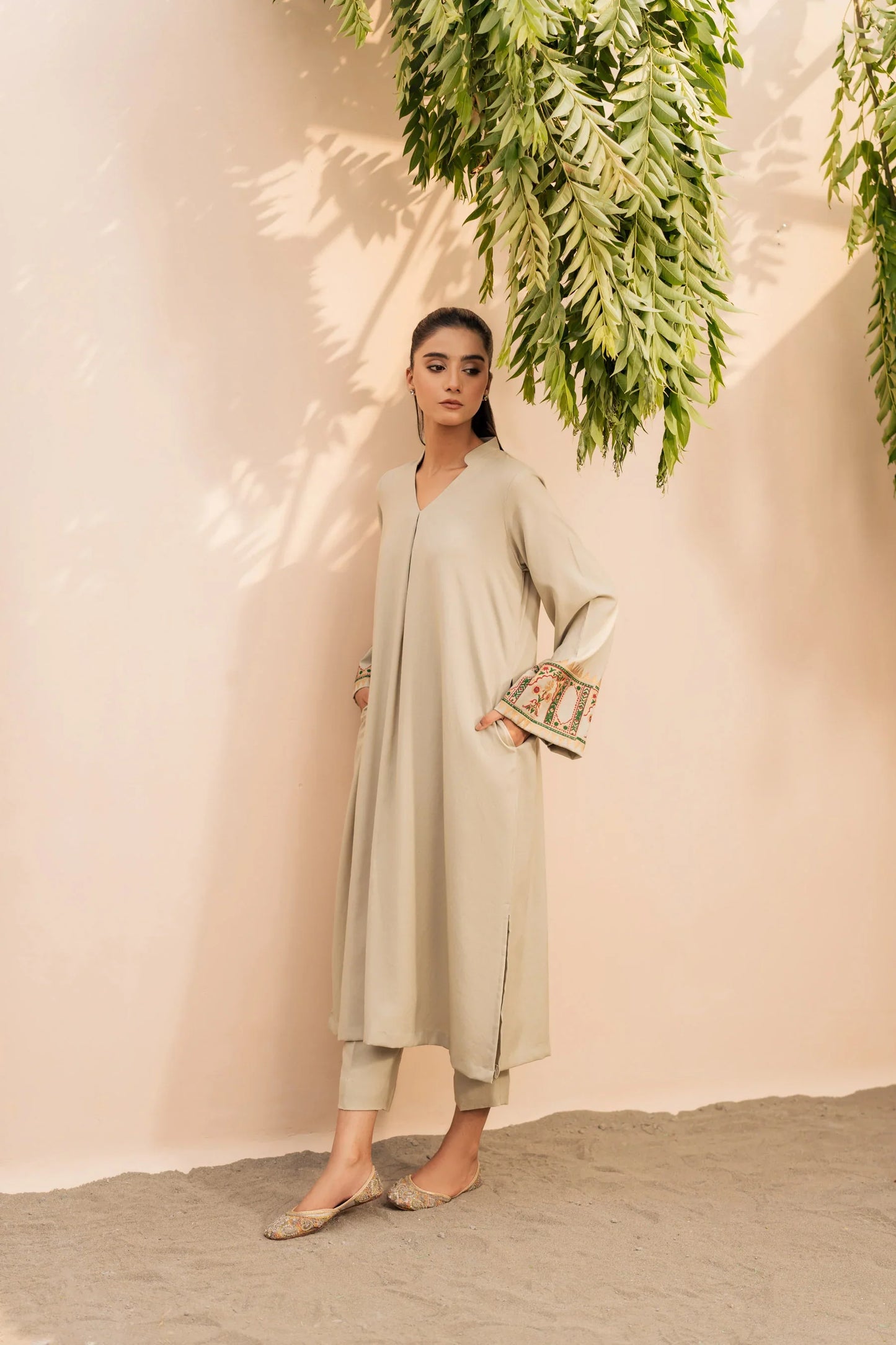 Ivory Bloom Embroidered Kurta Set with Shawl