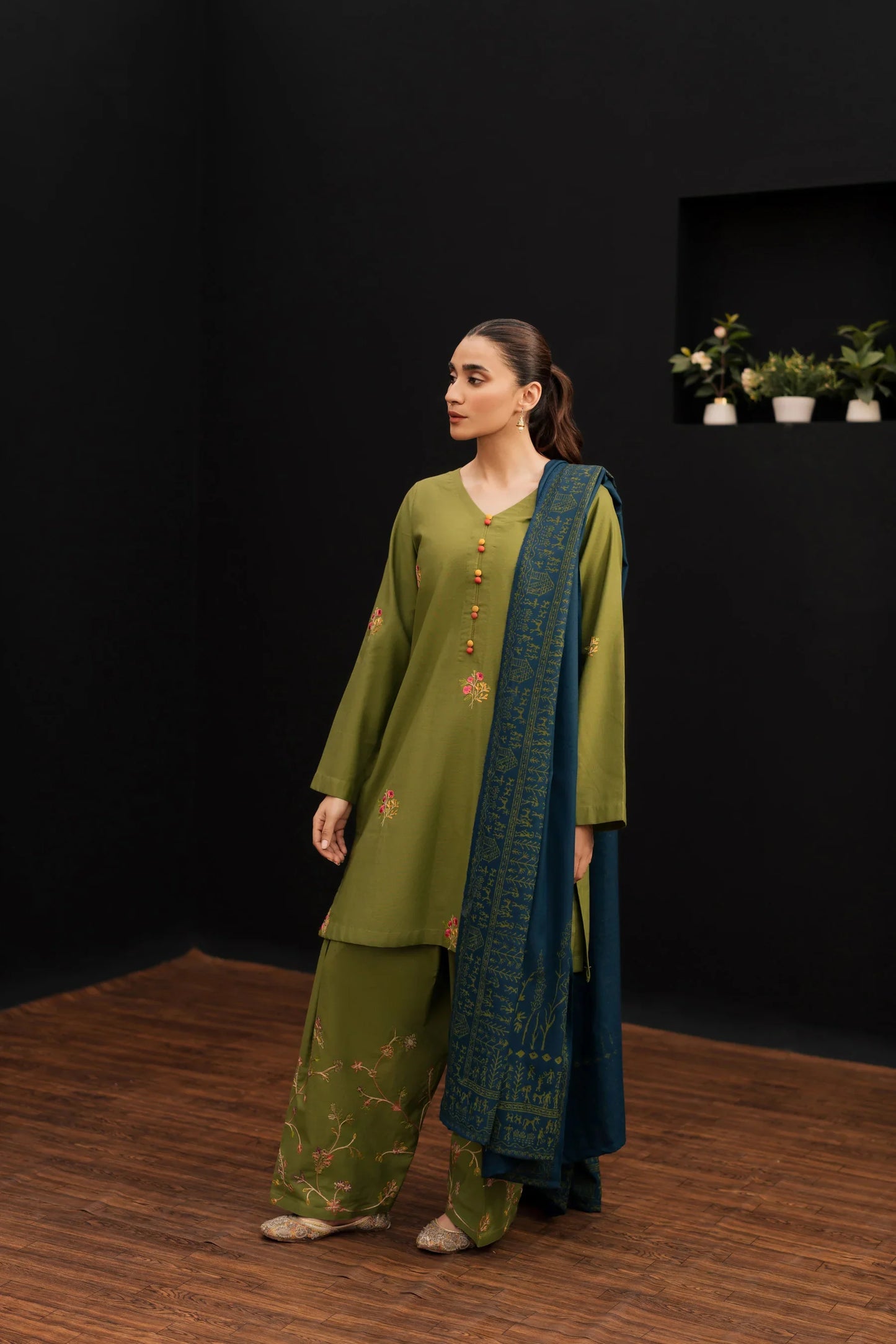 Olive Teal Embroidered Kurta Set with Shawl