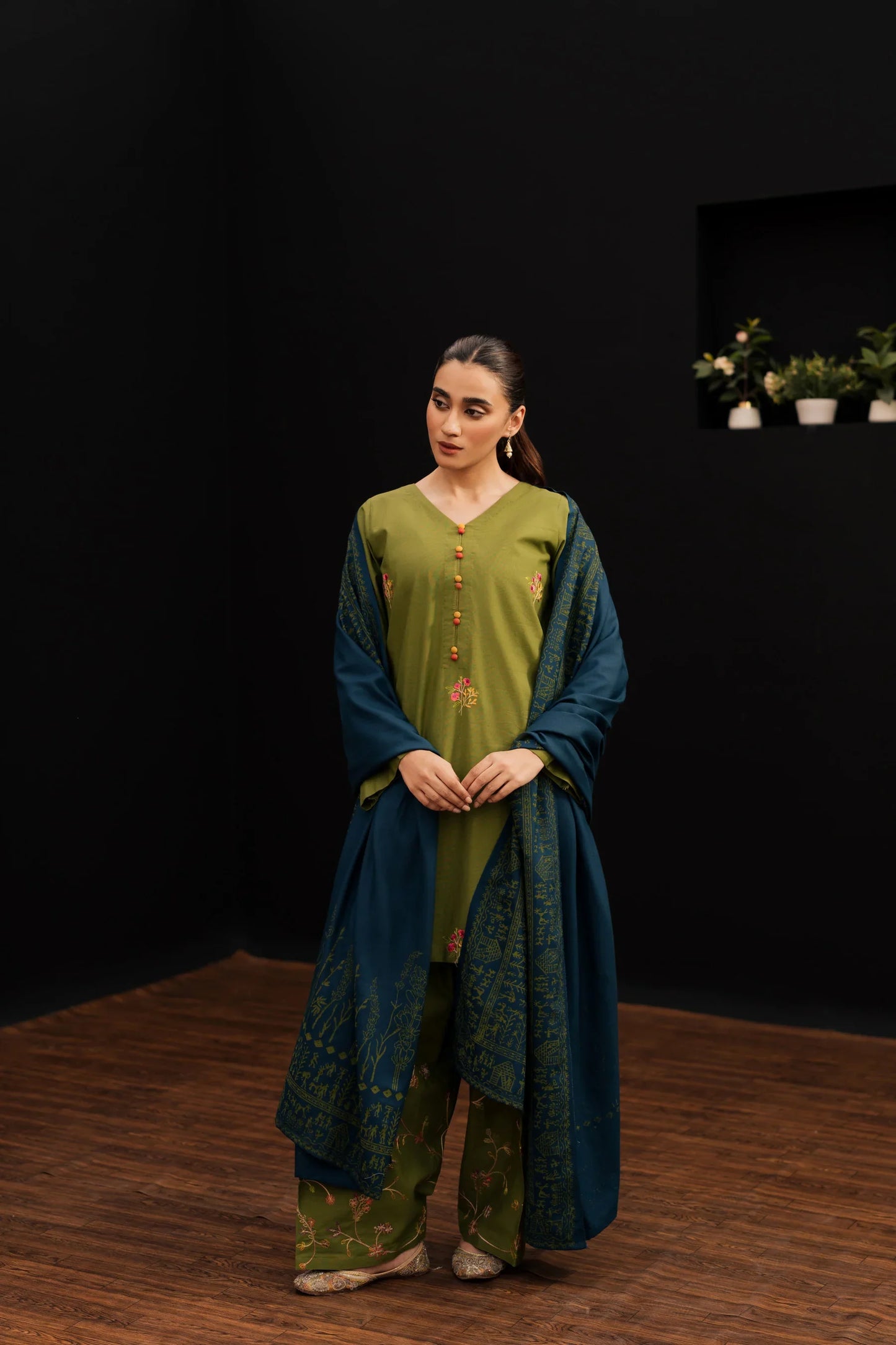 Olive Teal Embroidered Kurta Set with Shawl