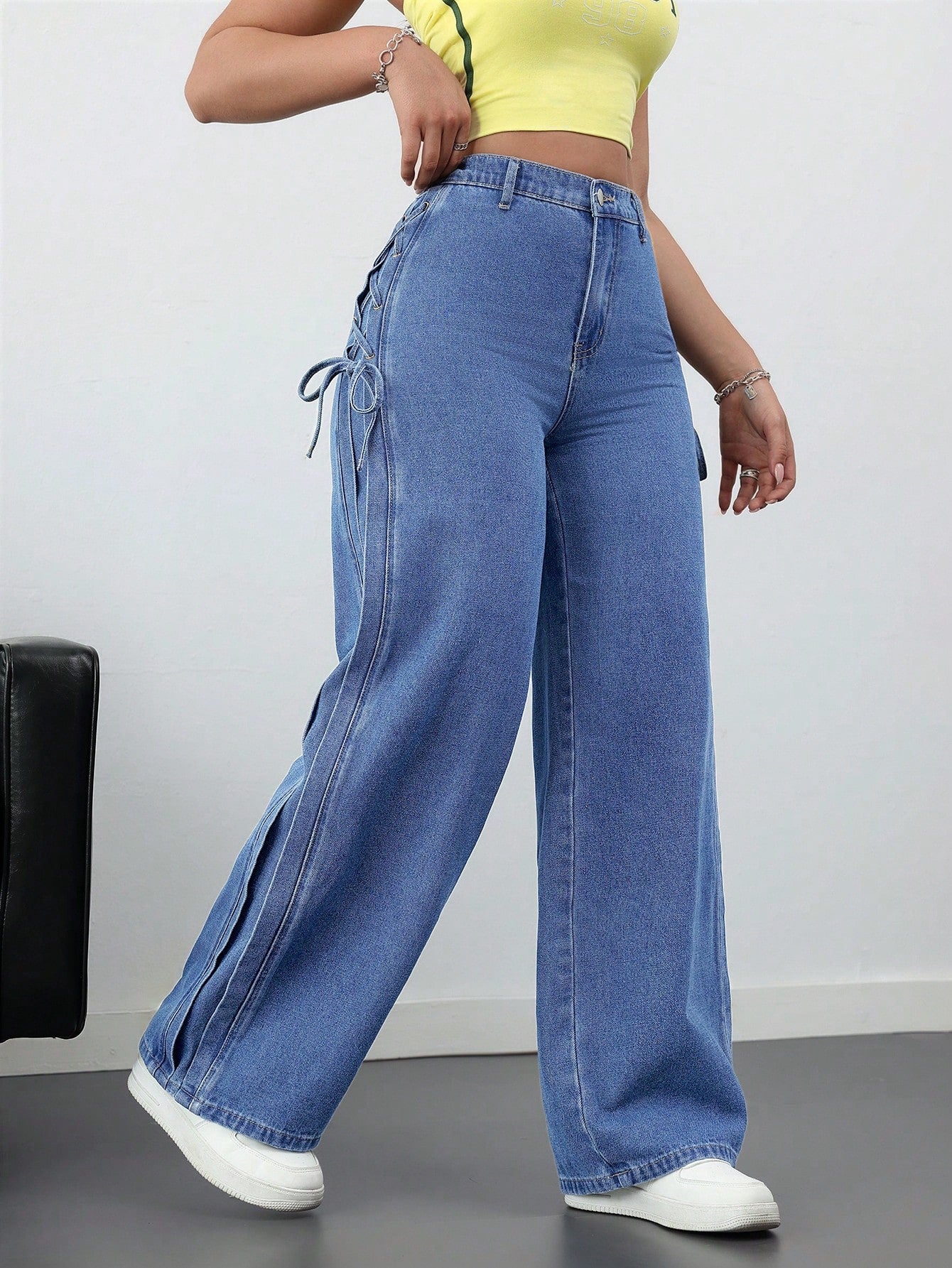 High-Waist Blue Wide-Leg Jeans with Side Tie Bow Detailing for Women