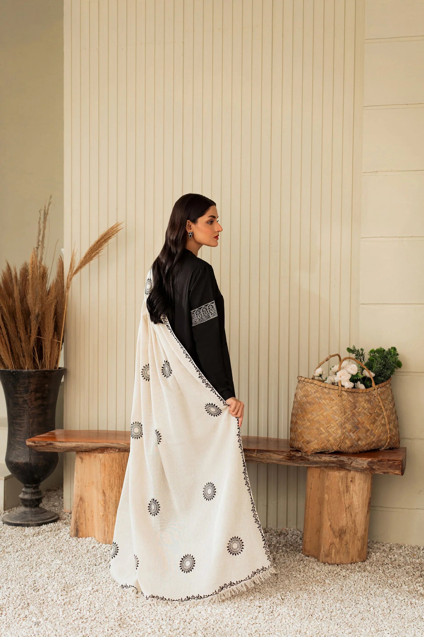 Noir Ivory Hand-Embroidered Winter Kurta Set with Shawl