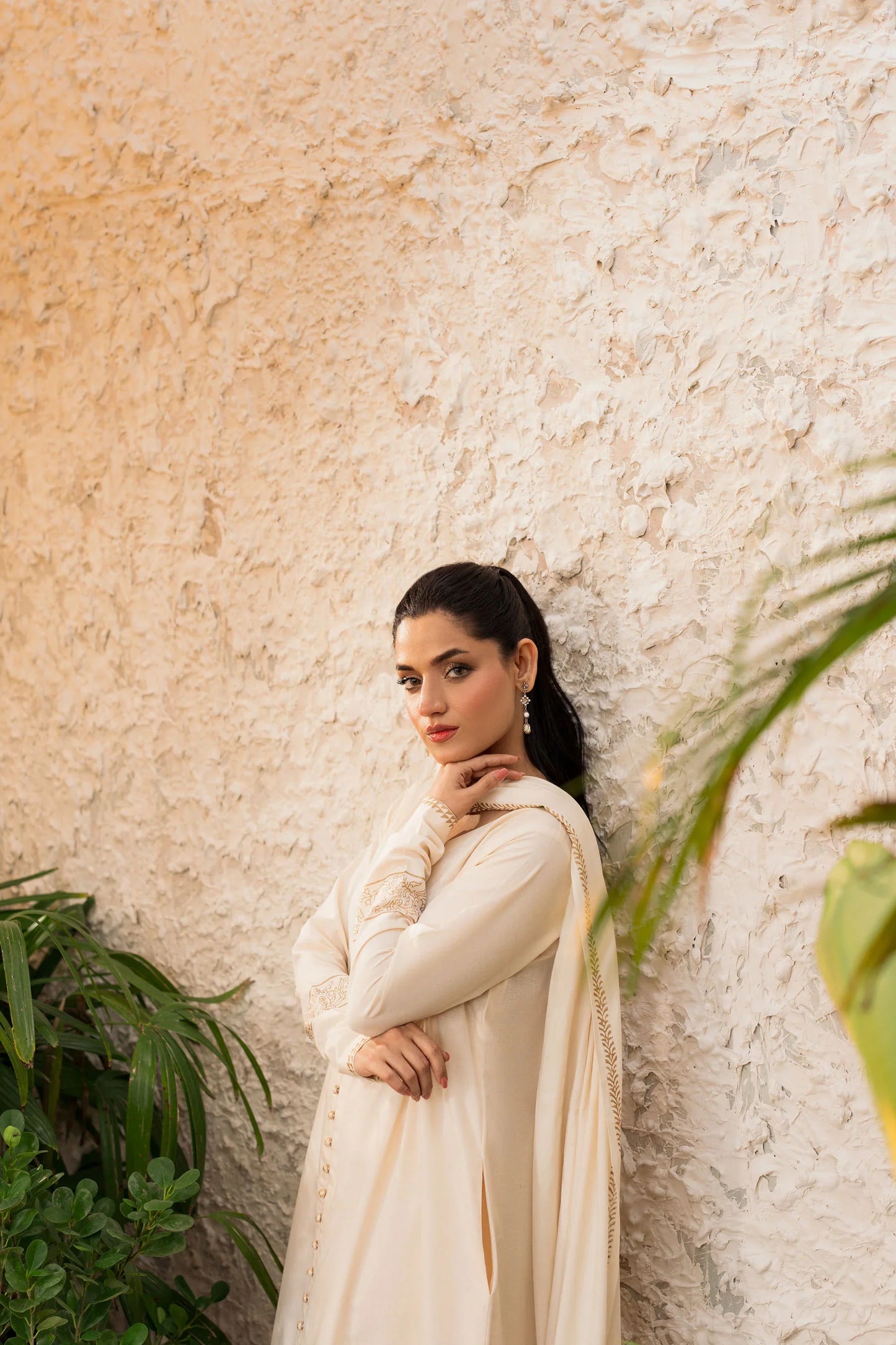 Ivory Muse Hand-Embroidered Kurta Set with Shawl