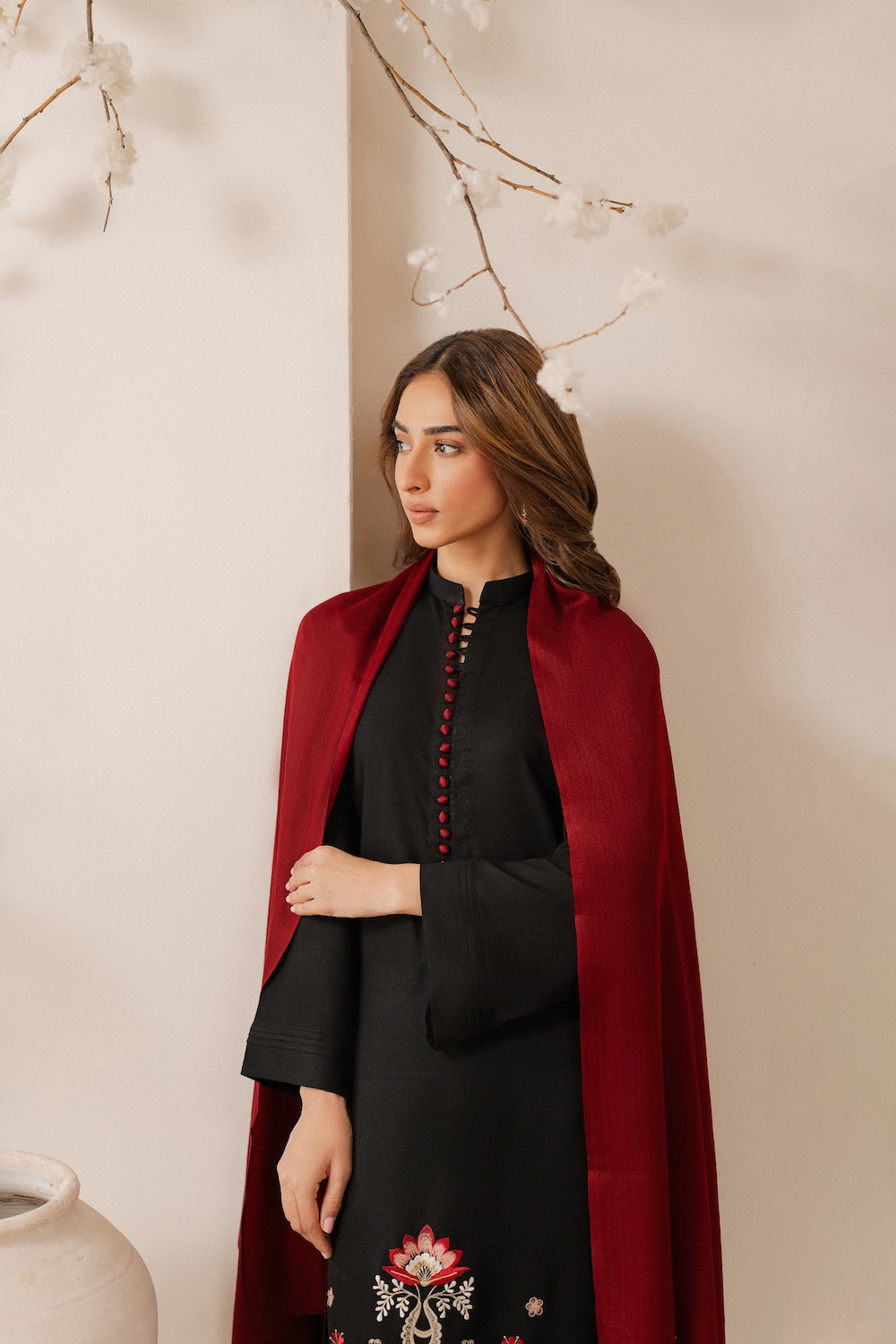 Noir Blossom Embroidered Suit Set with Crimson Shawl