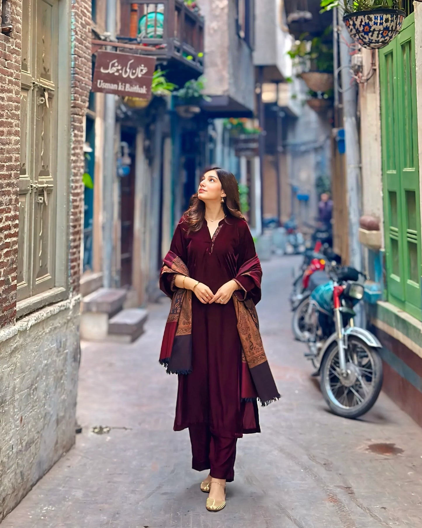 Velvet Reverie Maroon Suit Set with Kashmiri Shawl